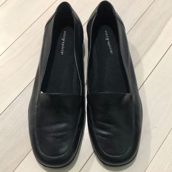 Easy Spirit Women's Esvale Slip-on Loafer Flat Black Size 10B - Picture 1 of 4
